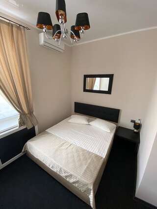 Отель Complex Svetlana Posenichi Улучшенный номер с кроватью размера «queen-size»-2