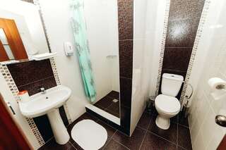 Отель Complex Svetlana Posenichi Одноместный номер с собственной ванной комнатой-3